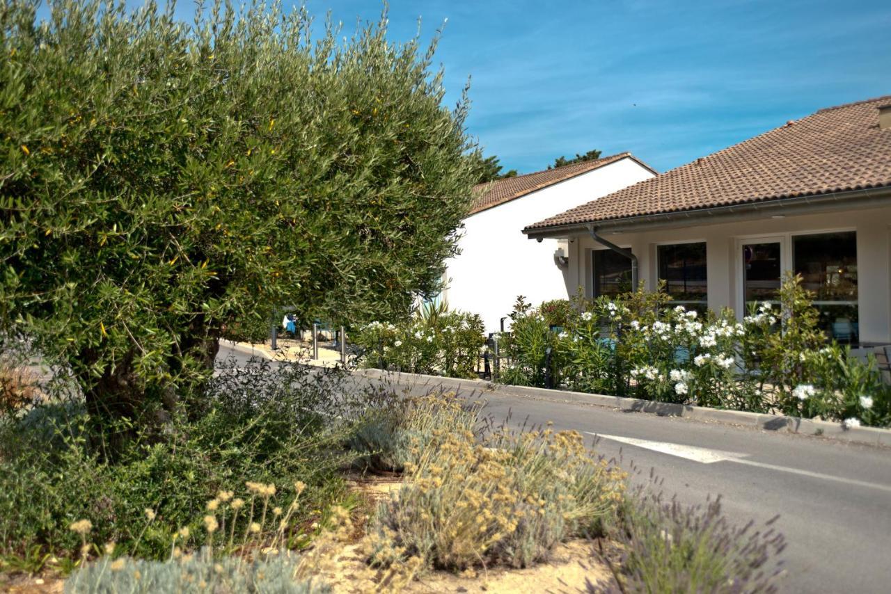 Kyriad Residence Cabries - Plan De Campagne Cabriès Exterior foto